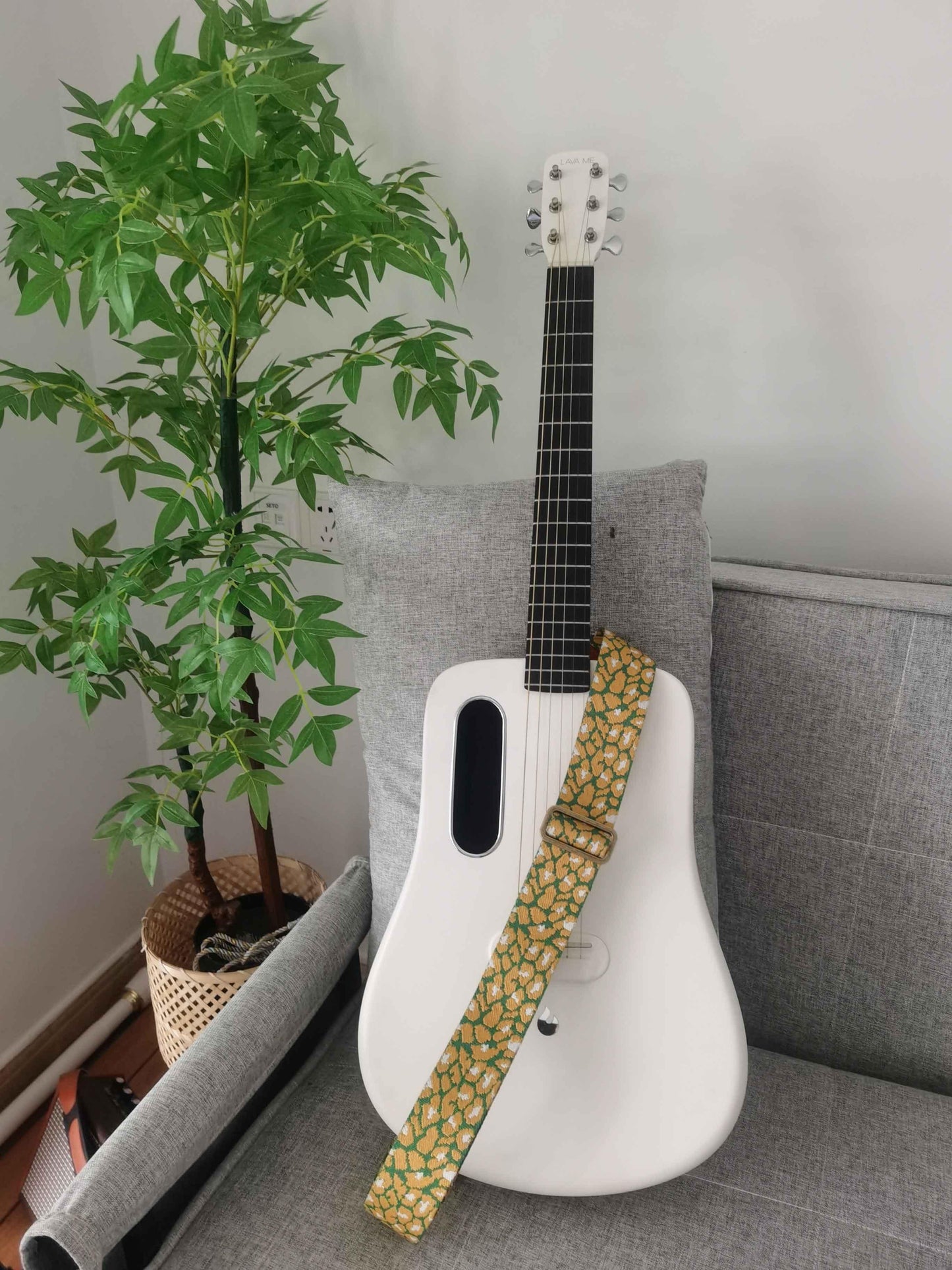 Polyester Guitar Strap with leopard print - F.B DAISY