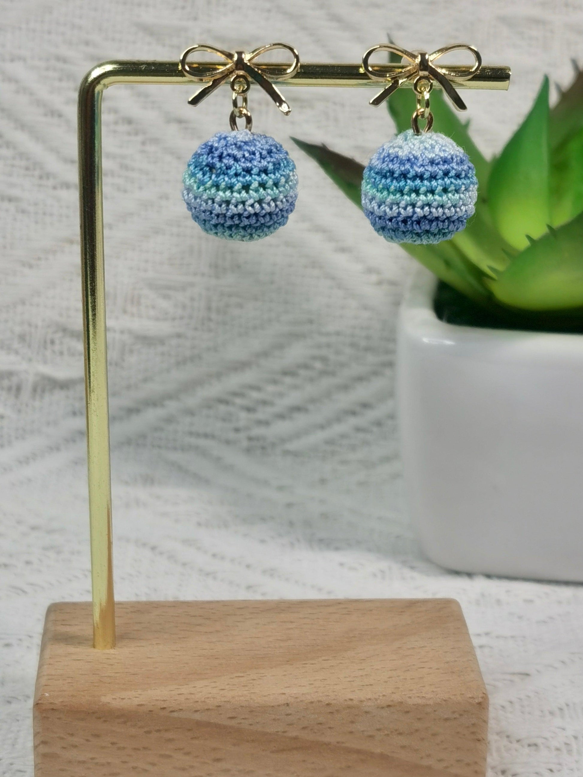 Crochet Handmade Earrings - F.B DAISY