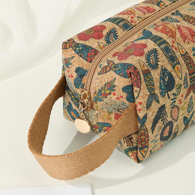 Portable large capacity cosmetics bag - F.B DAISY